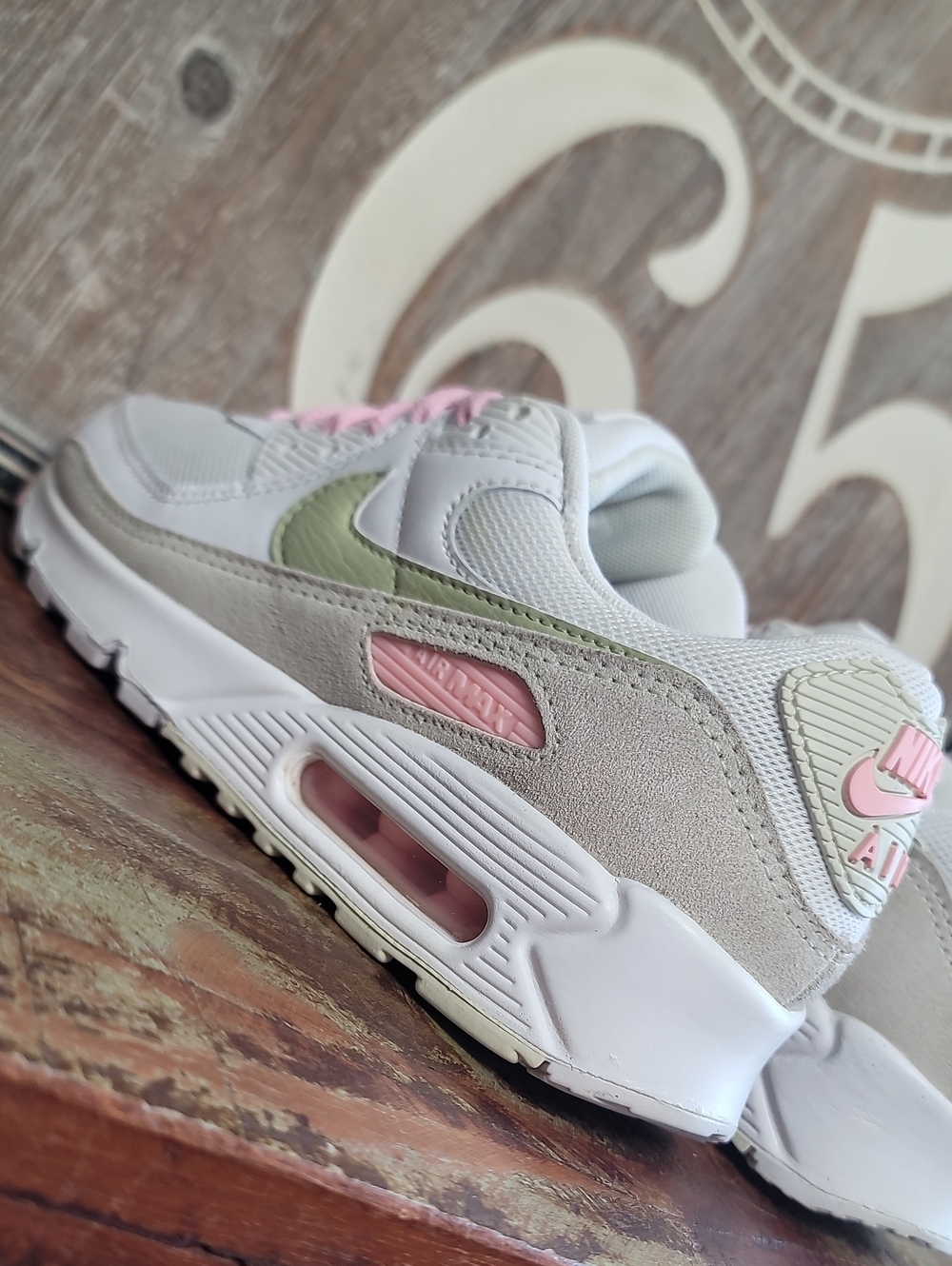 Nike Wmns Air Max 90 " White/Light Olive/Pink" Wmns 7, Good Cond. Fast Shipping - Picture 10 of 16